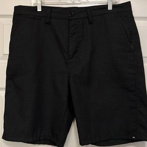 Quiksilver 36W black plaid shorts